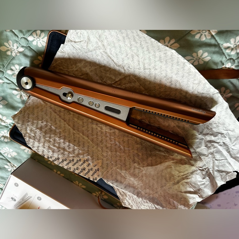 Dyson corrale copper hair style straightener. Brand new. - Picture 6 of 13